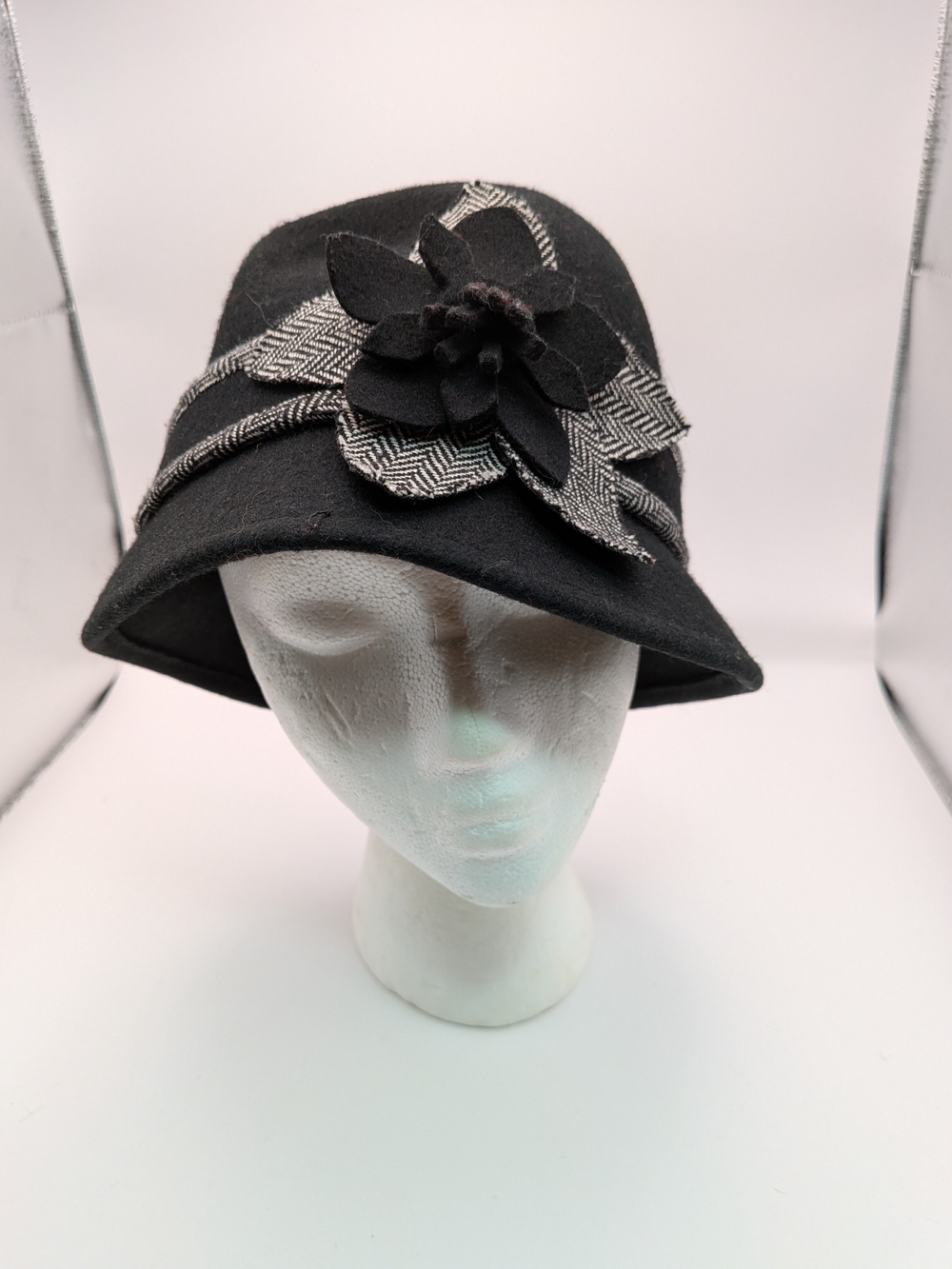 D&Y Black Wool Cloche Women's Hat with Herringbone Flower Trim Detail